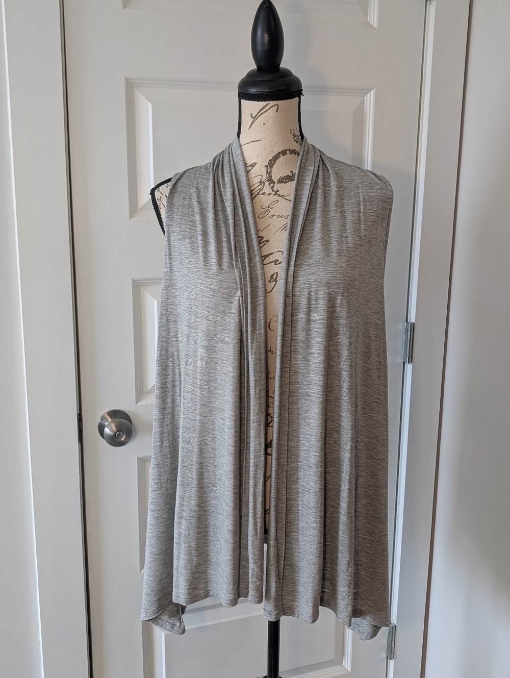 Apt. 9 Sleeveless Open-Front Drape Vest in Heather Gray Size L